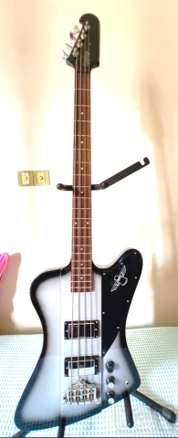 ベース Epiphone / Thunderbird IV Limited Epiphone Thunderbird IV VSB – Thomann România