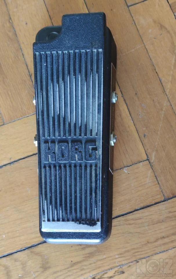 KORG FK-3 vintage stereo volume pedal
